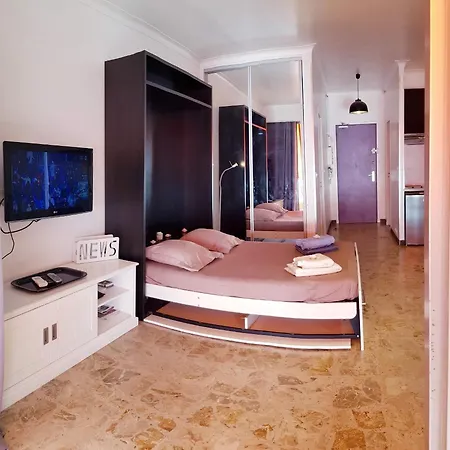 Apartment Sudio Bord De *