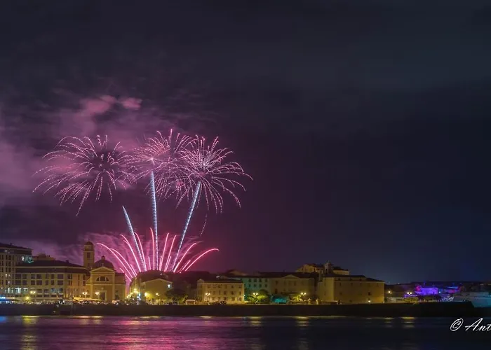 Sudio Bord De Appartement Ajaccio (Corsica)